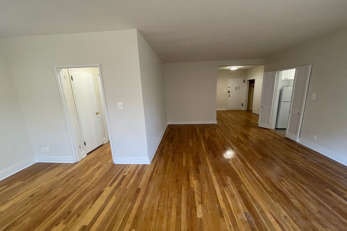 Apartment 67th Road  Queens, NY 11375, MLS-RD4060-7