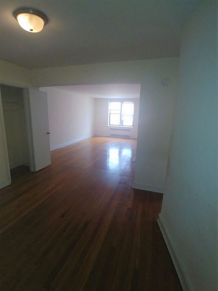 Apartment 80th Street Queens, NY 11373, MLS-RD4086-2