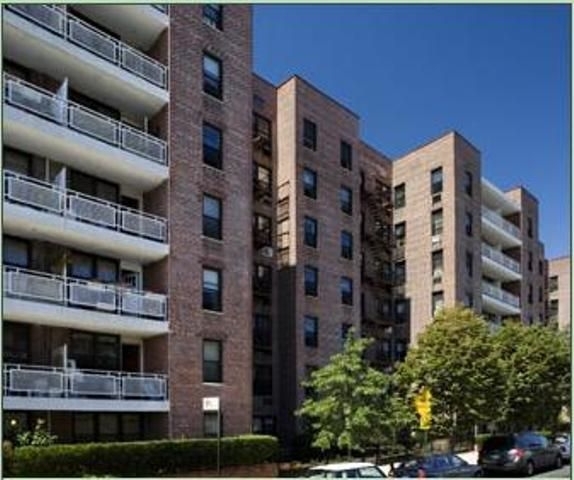 Apartment 37th Street  Long Island, NY 11101, MLS-RD4091-5