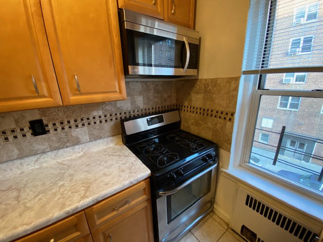  Saunders Street  Queens, NY 11374, MLS-RD4118-16