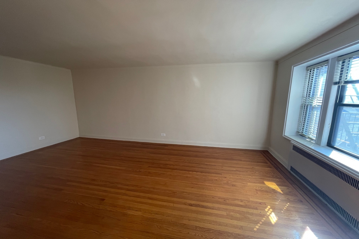 Apartment 63rd Drive  Queens, NY 11374, MLS-RD4123-4