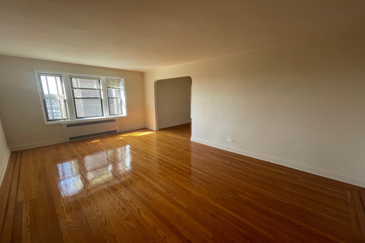 Apartment 63rd Drive  Queens, NY 11374, MLS-RD4123-6