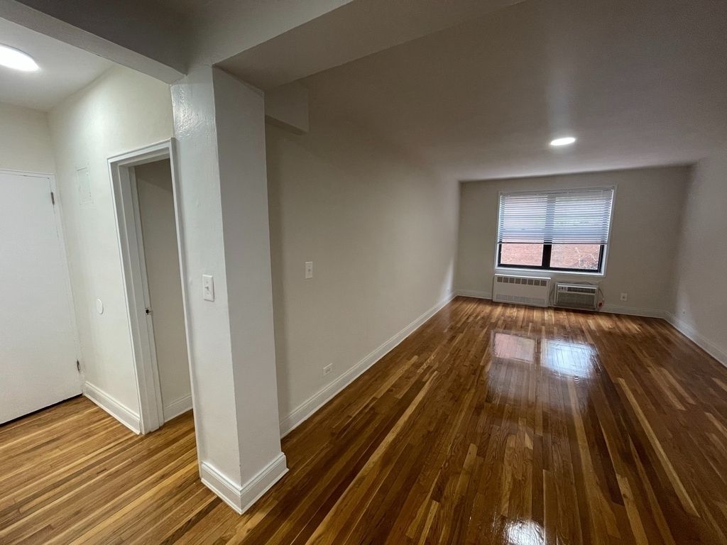 Apartment 67th Road Queens, NY 11375, MLS-RD4143-4