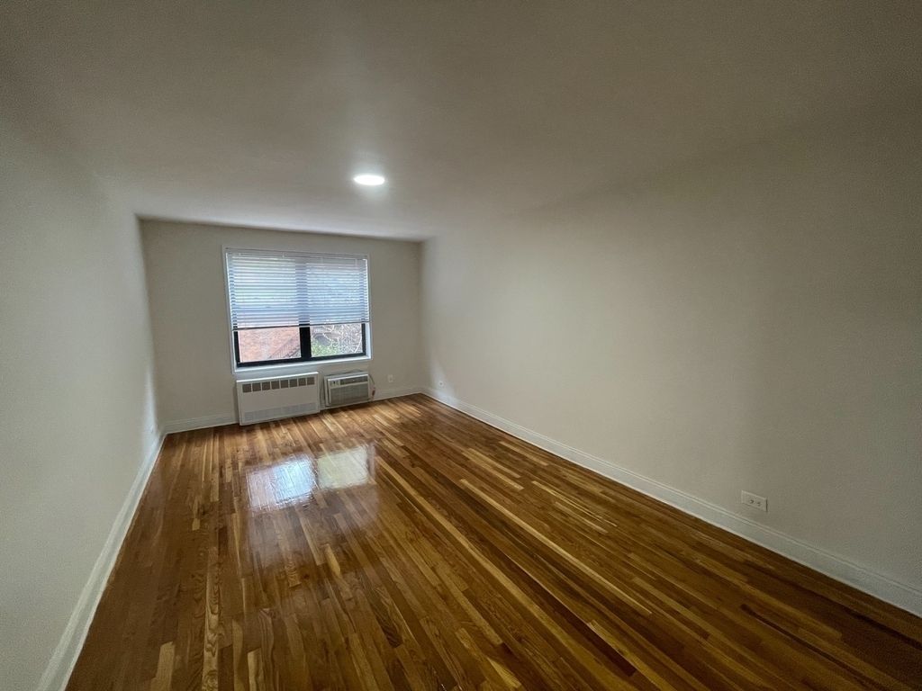 Apartment 67th Road Queens, NY 11375, MLS-RD4143-8