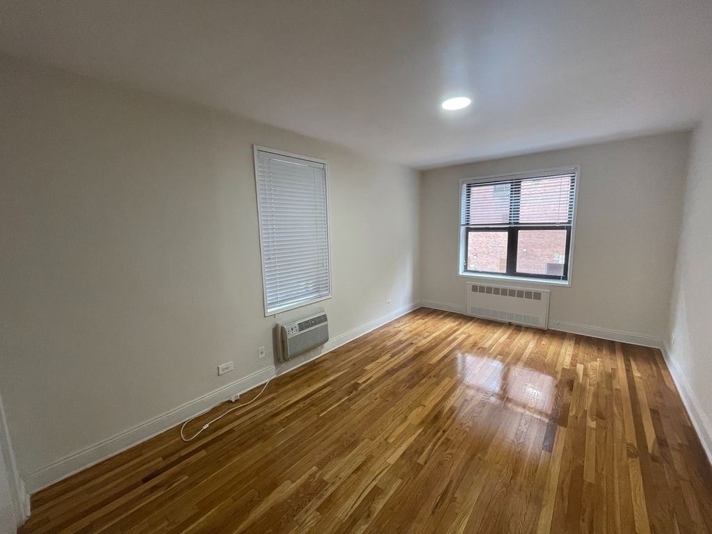 Apartment 67th Road Queens, NY 11375, MLS-RD4143-9