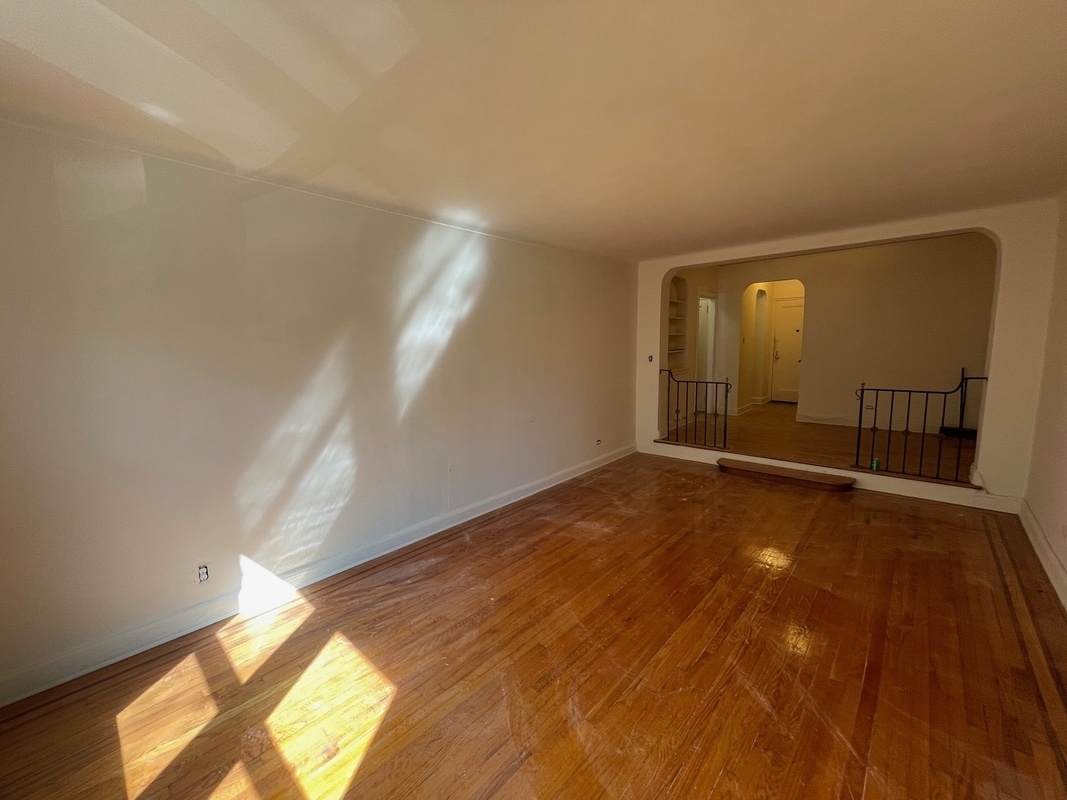 Apartment 112th Street Queens, NY 11375, MLS-RD4145-4