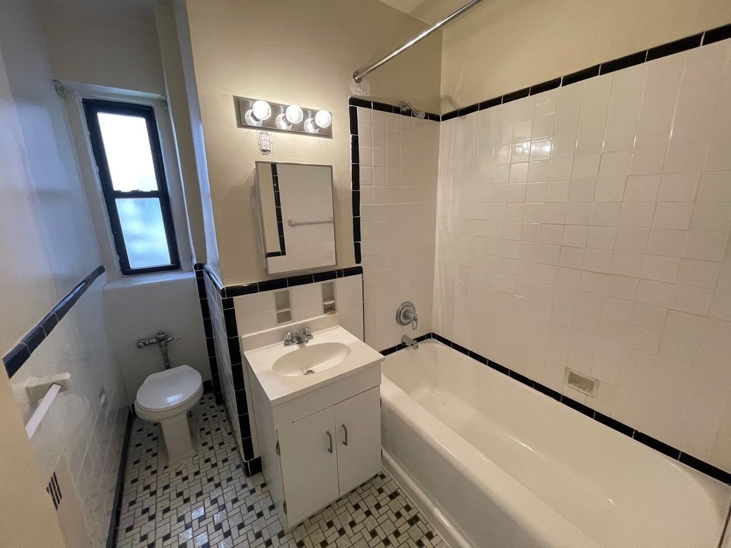 Apartment 112th Street Queens, NY 11375, MLS-RD4145-12