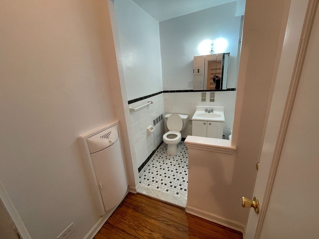 Apartment Booth Street  Queens, NY 11374, MLS-RD4146-9