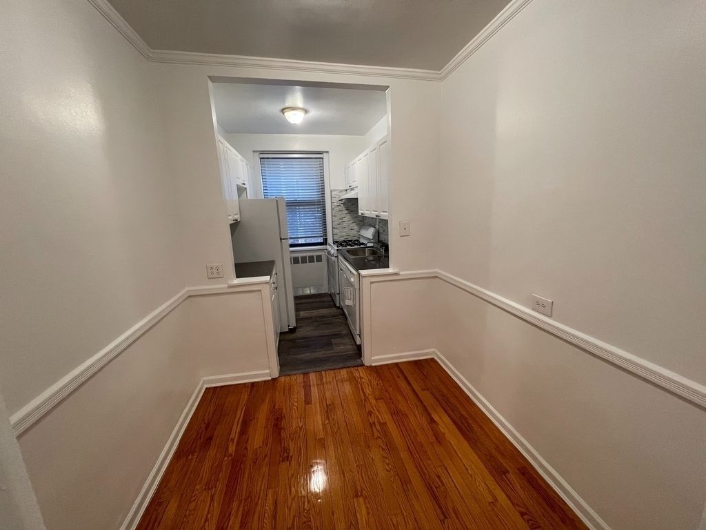 Apartment Booth Street  Queens, NY 11374, MLS-RD4146-2