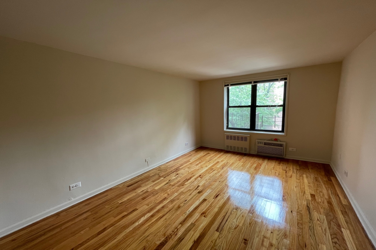 Apartment 103rd Street Queens, NY 11375, MLS-RD4161-8