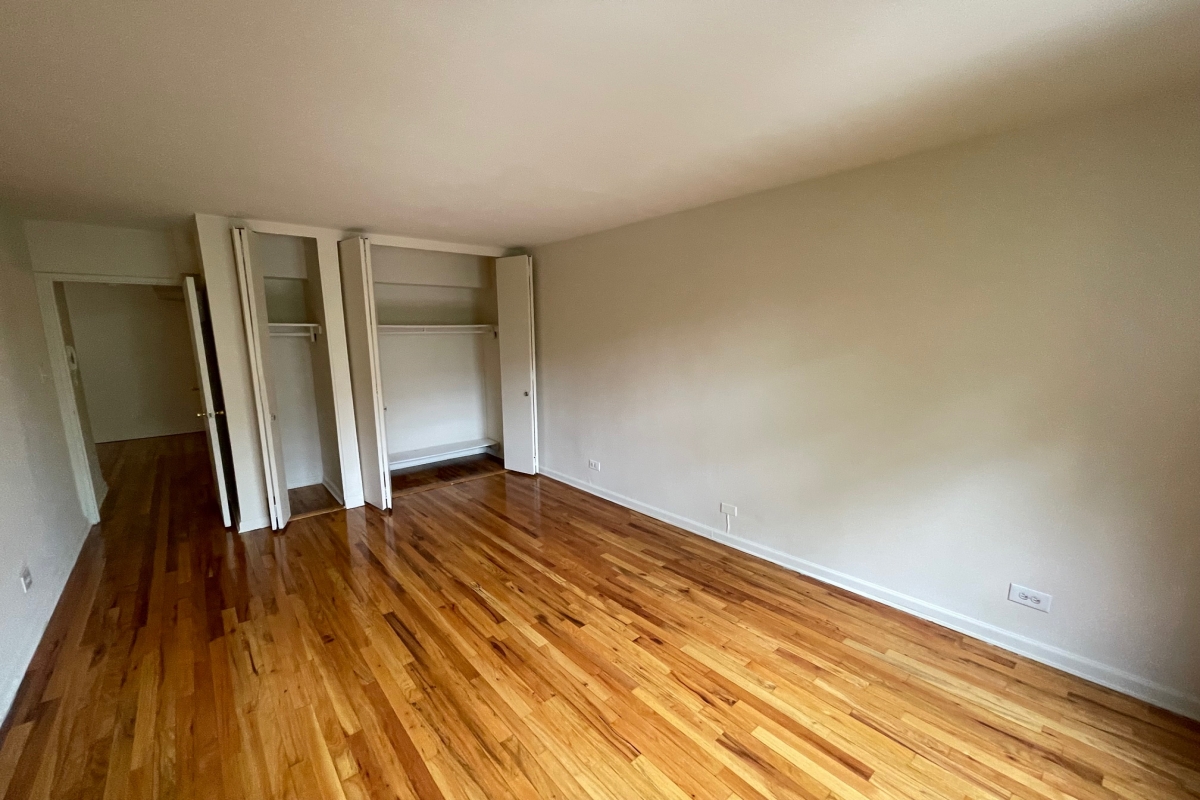 Apartment 103rd Street Queens, NY 11375, MLS-RD4161-9