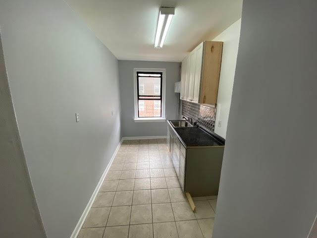 Coop Saunders Street  Queens, NY 11374, MLS-RD4172-12