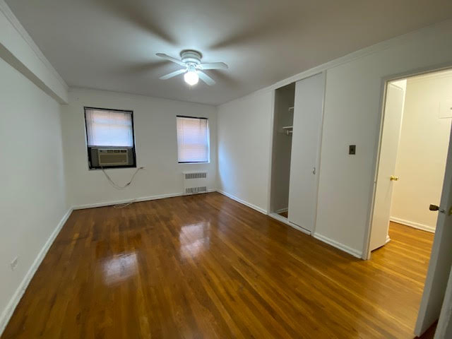 Apartment Metropolitan Avenue  Queens, NY 11415, MLS-RD4194-16