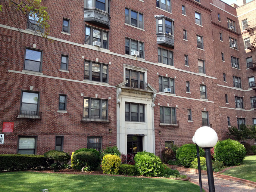 Apartment Highland Avenue  Queens, NY 11432, MLS-RD4244-5