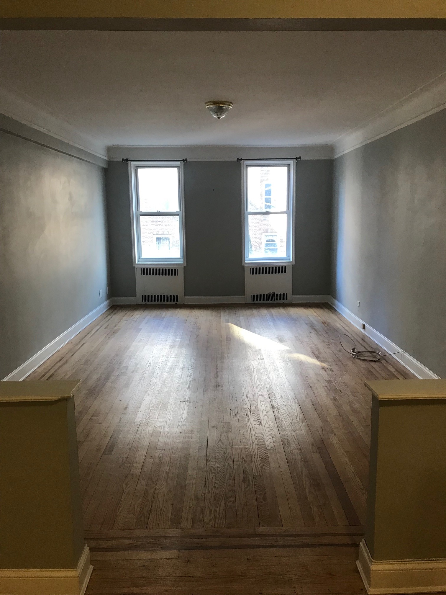 Apartment in Kew Gardens - 118th Street  Queens, NY 11415