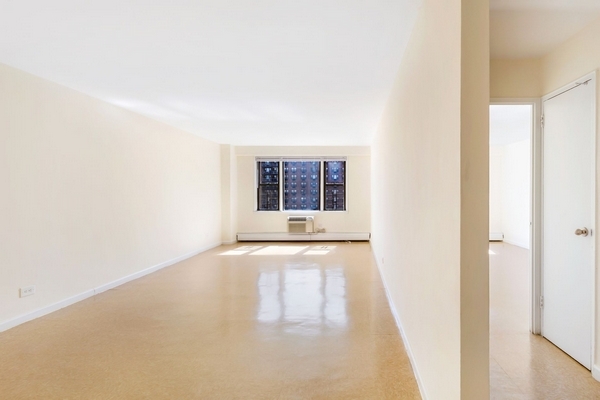 Apartment 57th Avenue Queens, NY 11368, MLS-RD4276-3