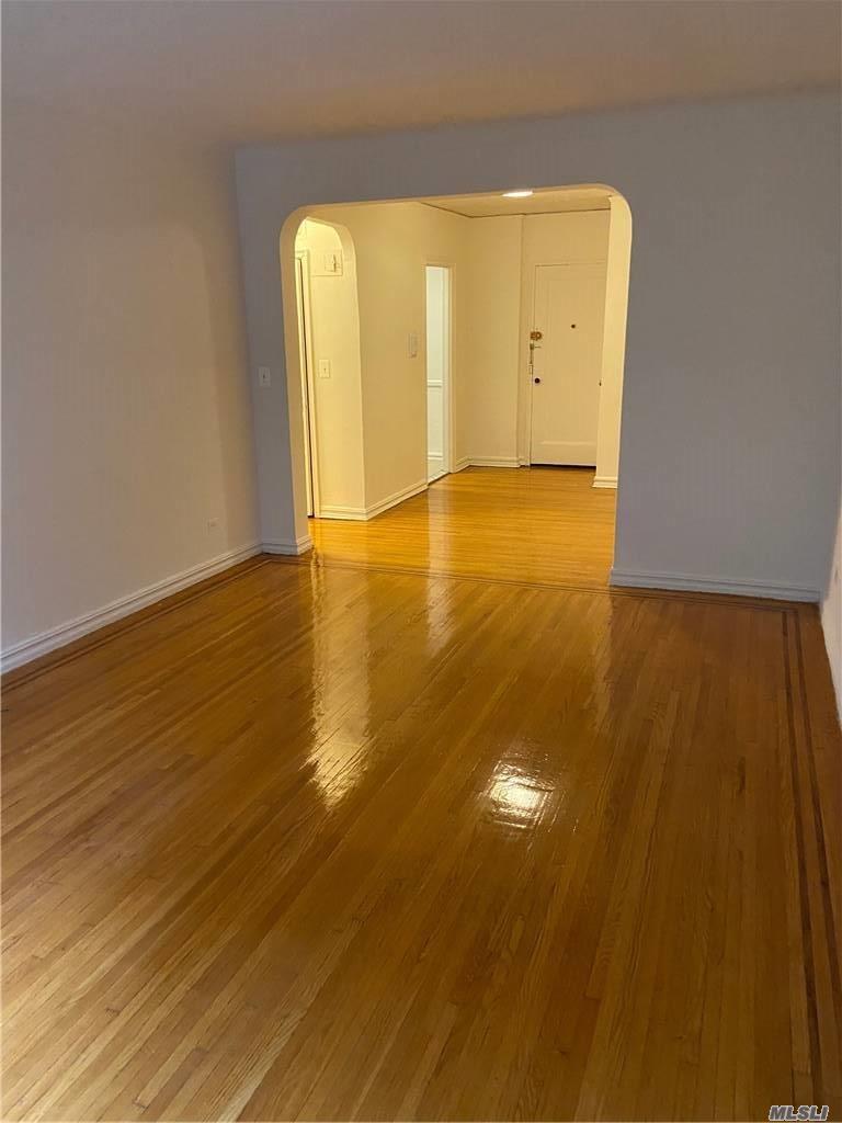 Apartment Booth Street  Queens, NY 11374, MLS-RD4287-2