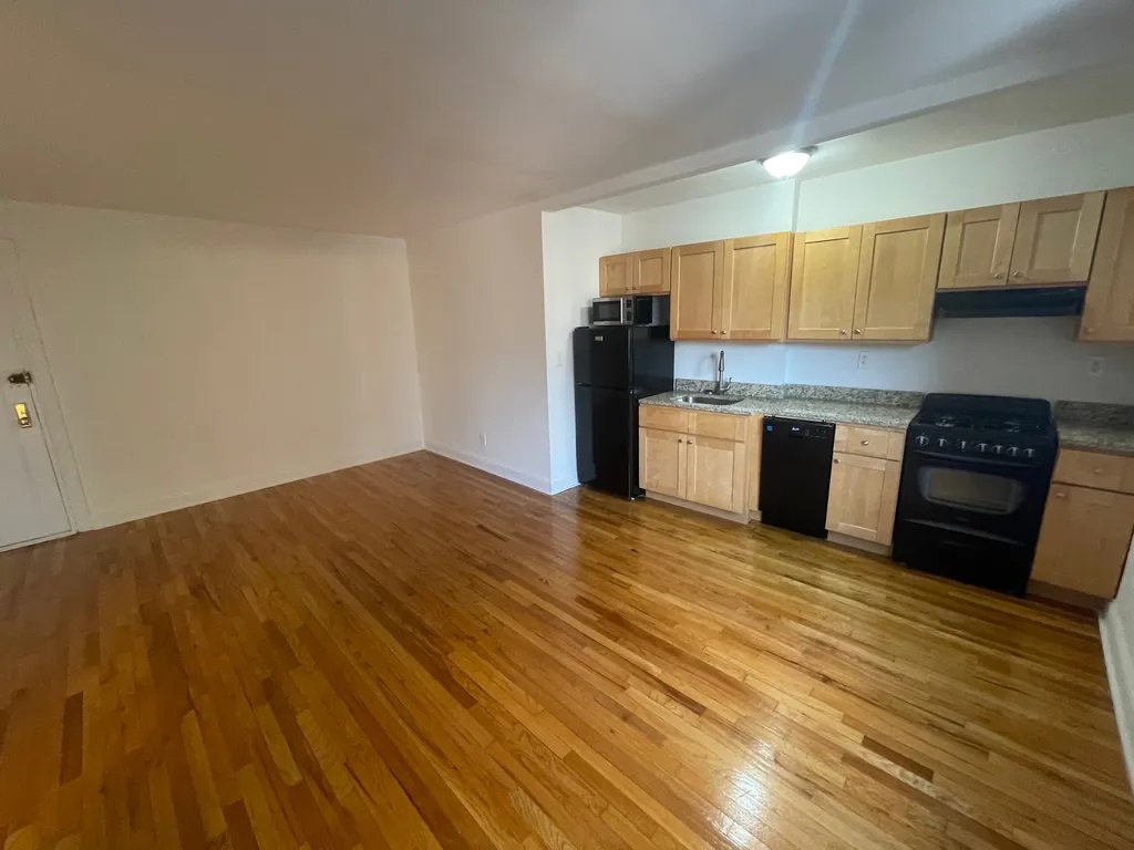 Apartment 113th Street  Queens, NY 11375, MLS-RD4377-2