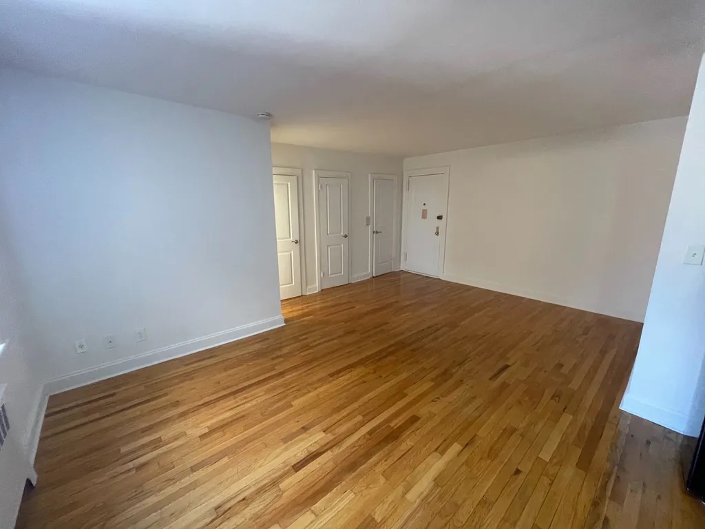Apartment 113th Street  Queens, NY 11375, MLS-RD4377-6