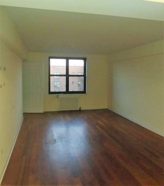 Apartment 98th Street  Queens, NY 11375, MLS-RD4385-4