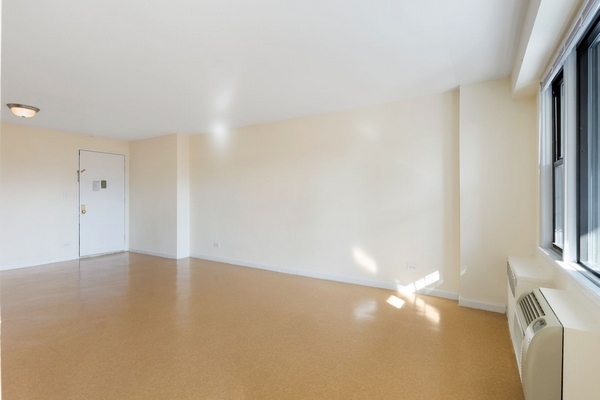 Apartment 57th Avenue Queens, NY 11368, MLS-RD4408-2