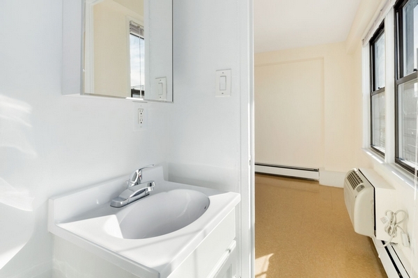 Apartment 57th Avenue Queens, NY 11368, MLS-RD4408-6