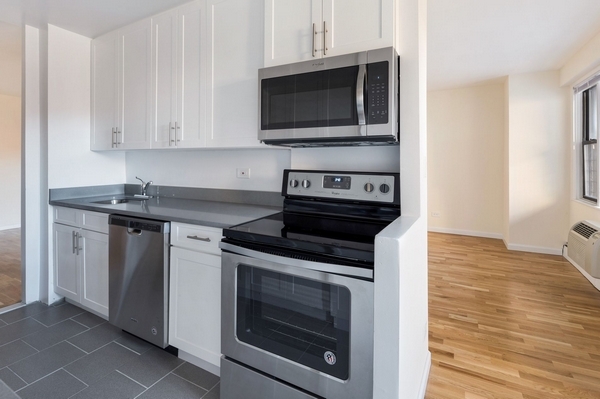 Apartment 57th Avenue Queens, NY 11368, MLS-RD4414-4