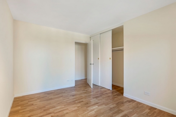 Apartment 57th Avenue Queens, NY 11368, MLS-RD4414-14