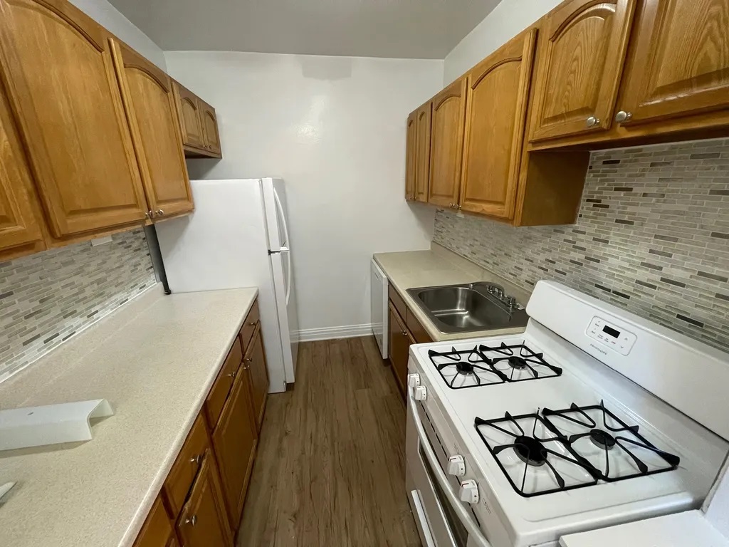 Apartment Booth Street Queens, NY 11374, MLS-RD4440-8