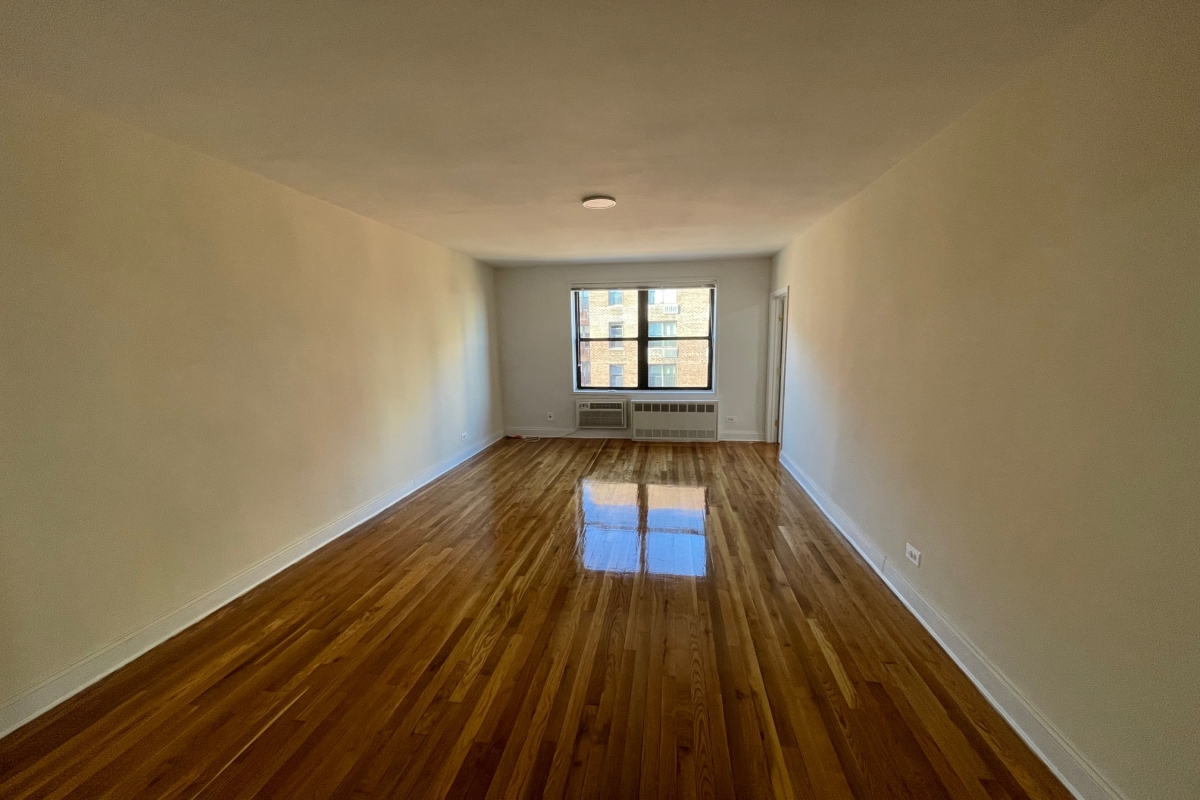 Apartment 67th Road  Queens, NY 11375, MLS-RD4445-2