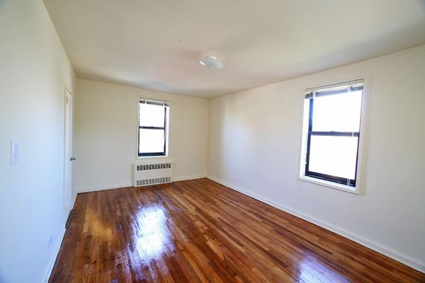 Apartment Saunders Street Queens, NY 11374, MLS-RD4477-3