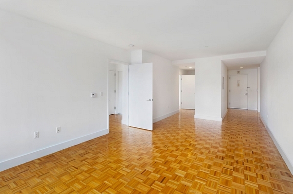 Apartment Queens Blvd Queens, NY 11374, MLS-RD4478-2