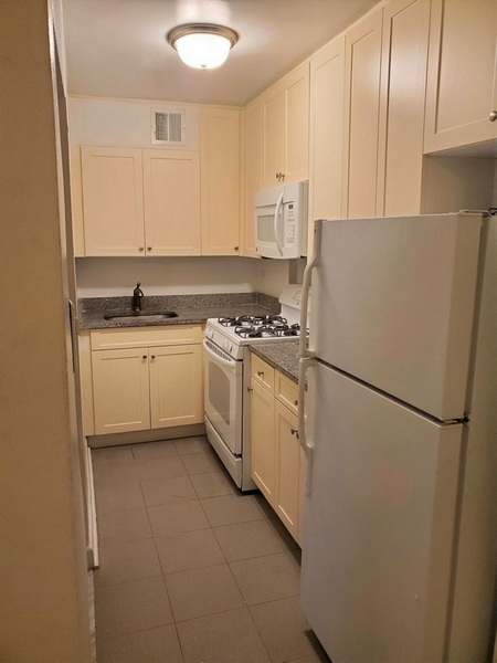 Apartment Crescent Street Queens, NY 11106, MLS-RD4529-2