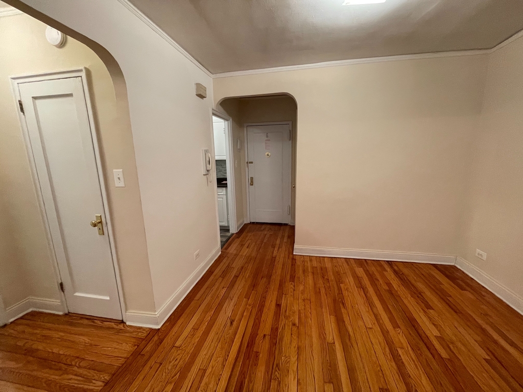 Apartment Booth Street Queens, NY 11374, MLS-RD4570-3