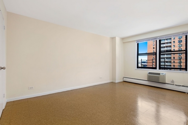 Apartment Horace Harding Expressway Queens, NY 11368, MLS-RD4621-9