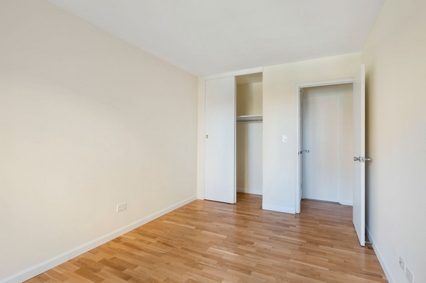 Apartment 57th Avenue Queens, NY 11368, MLS-RD4622-12