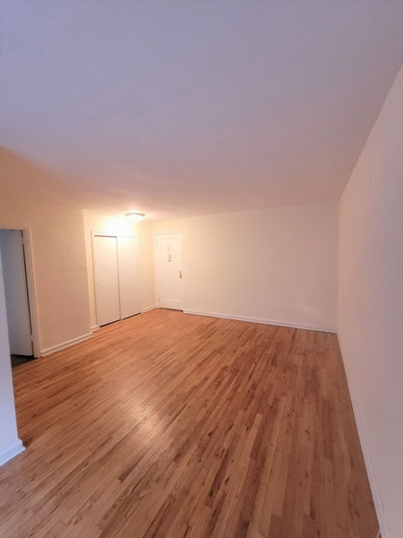 Apartment 62nd Road  Queens, NY 11375, MLS-RD4630-5