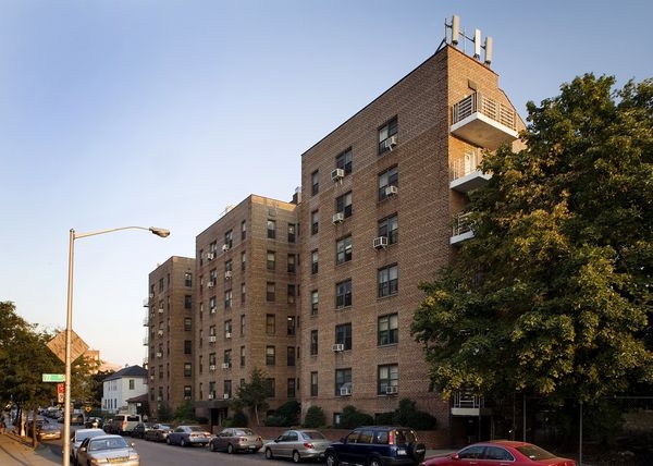 Apartment 41st Avenue Queens, NY 11377, MLS-RD4633-5