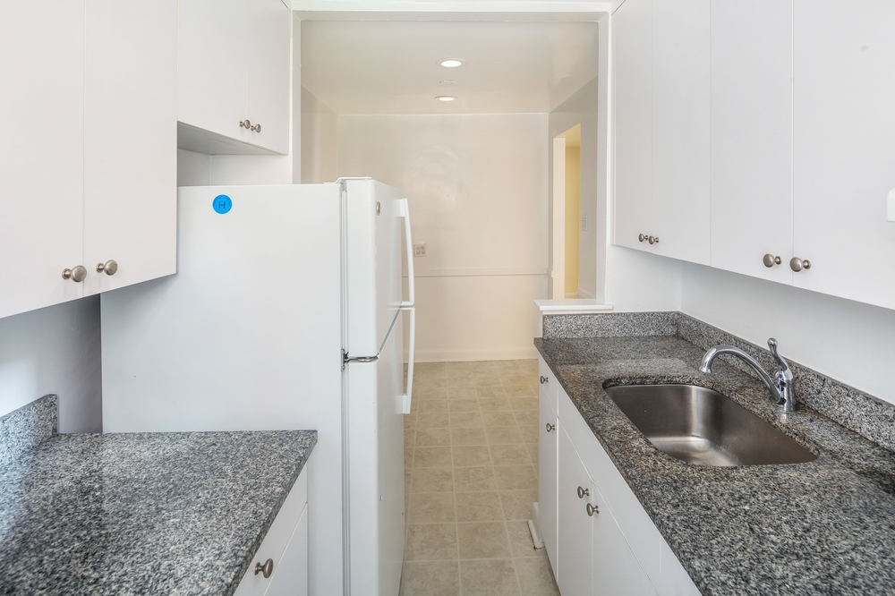 Apartment Saunders Street Queens, NY 11374, MLS-RD4659-15