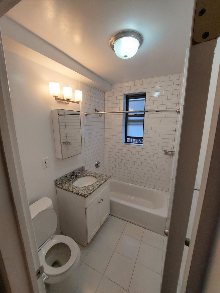 Apartment 42nd Street Queens, NY 11104, MLS-RD4664-3