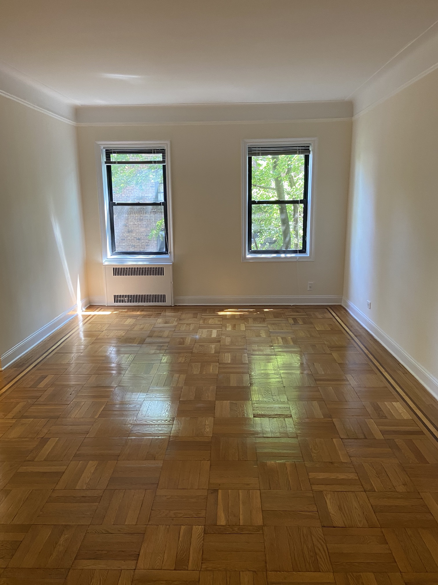 Apartment in Jamaica - Highland Avenue  Queens, NY 11432