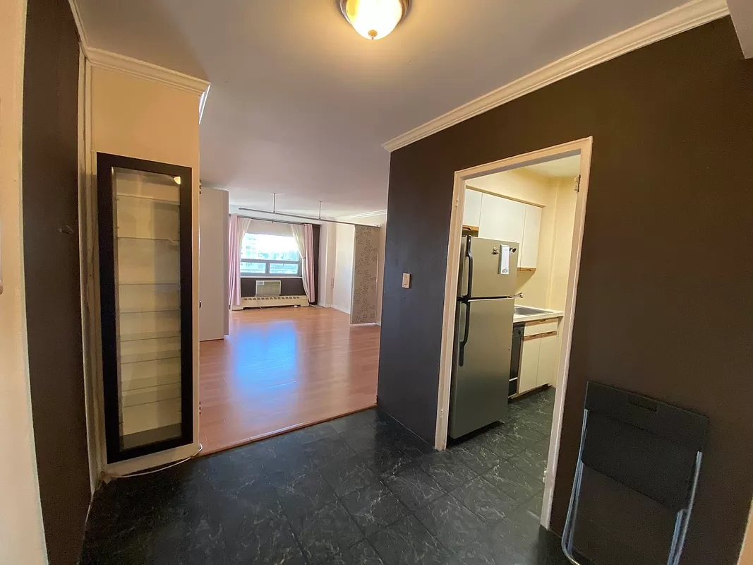 Apartment 97th Street  Queens, NY 11374, MLS-RD4721-4