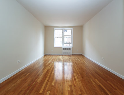 Apartment in Flushing - 147th Street  Queens, NY 11354