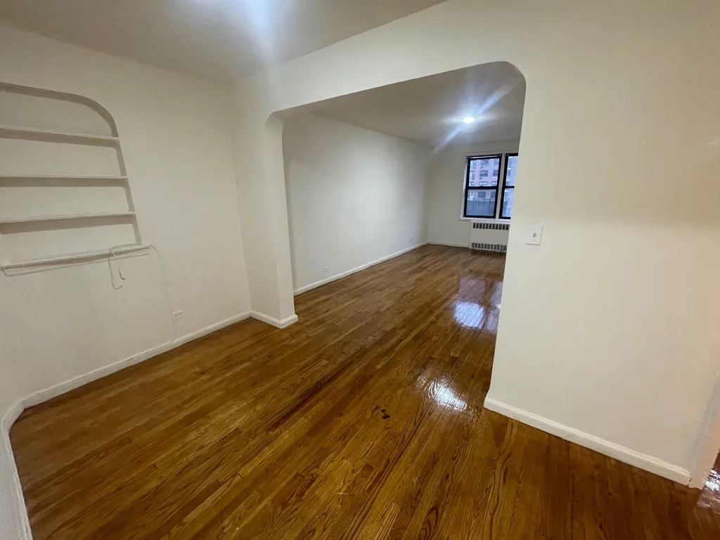 Apartment Wetherole Street Queens, NY 11374, MLS-RD4768-5