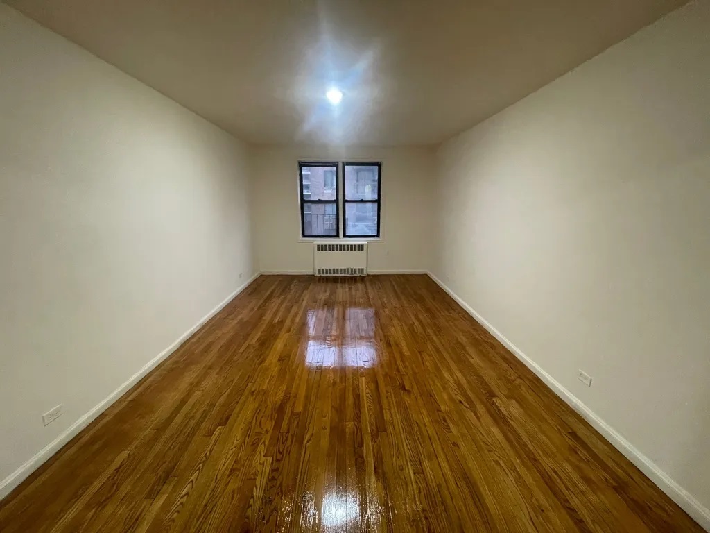 Apartment Wetherole Street Queens, NY 11374, MLS-RD4768-8