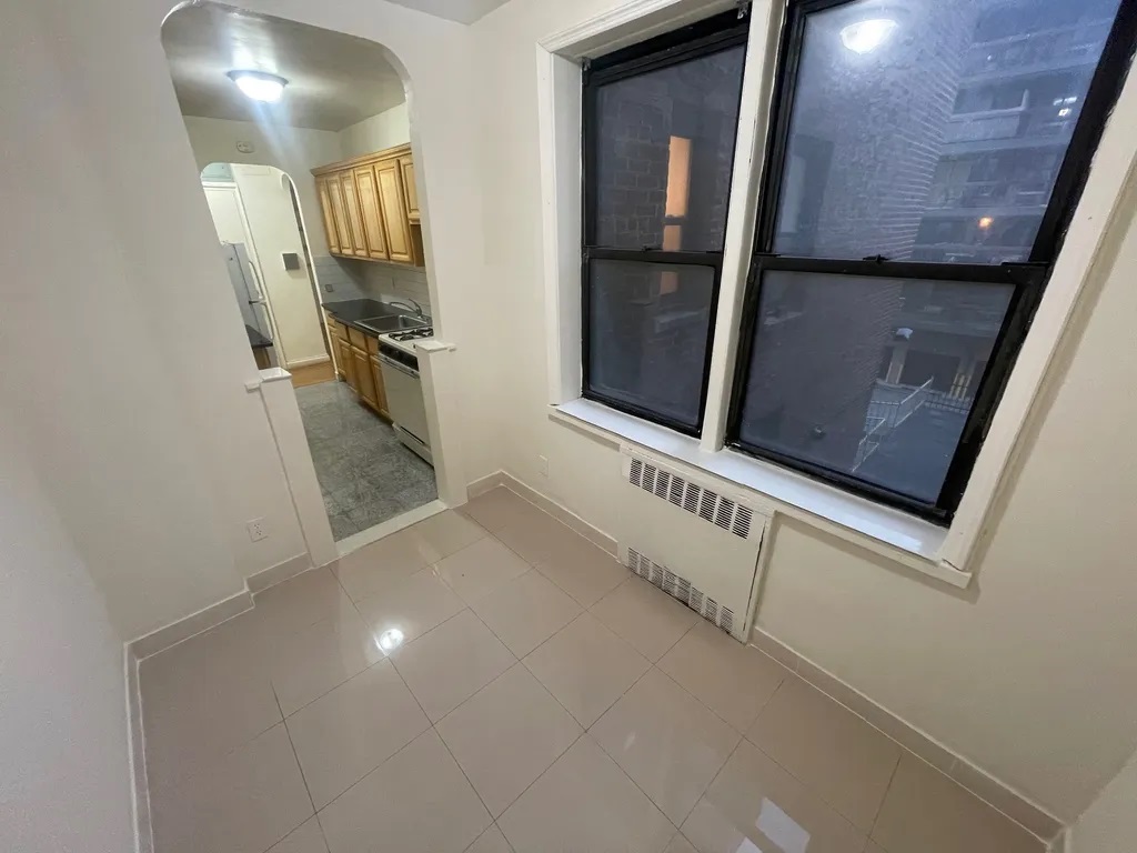 Apartment Wetherole Street Queens, NY 11374, MLS-RD4768-9