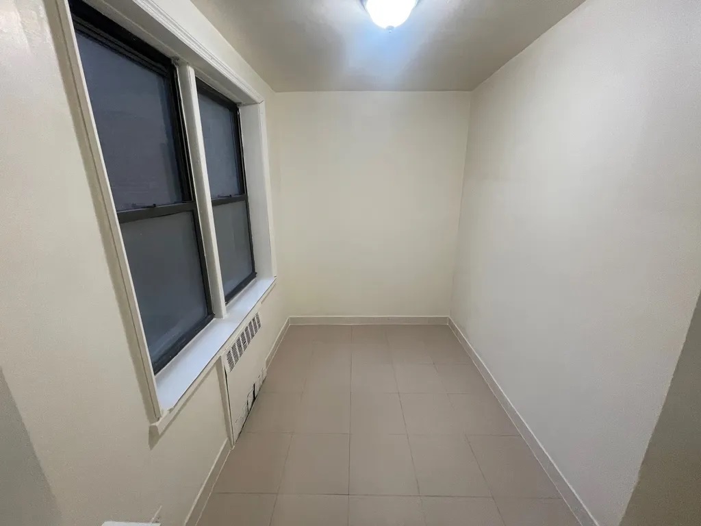 Apartment Wetherole Street Queens, NY 11374, MLS-RD4768-14