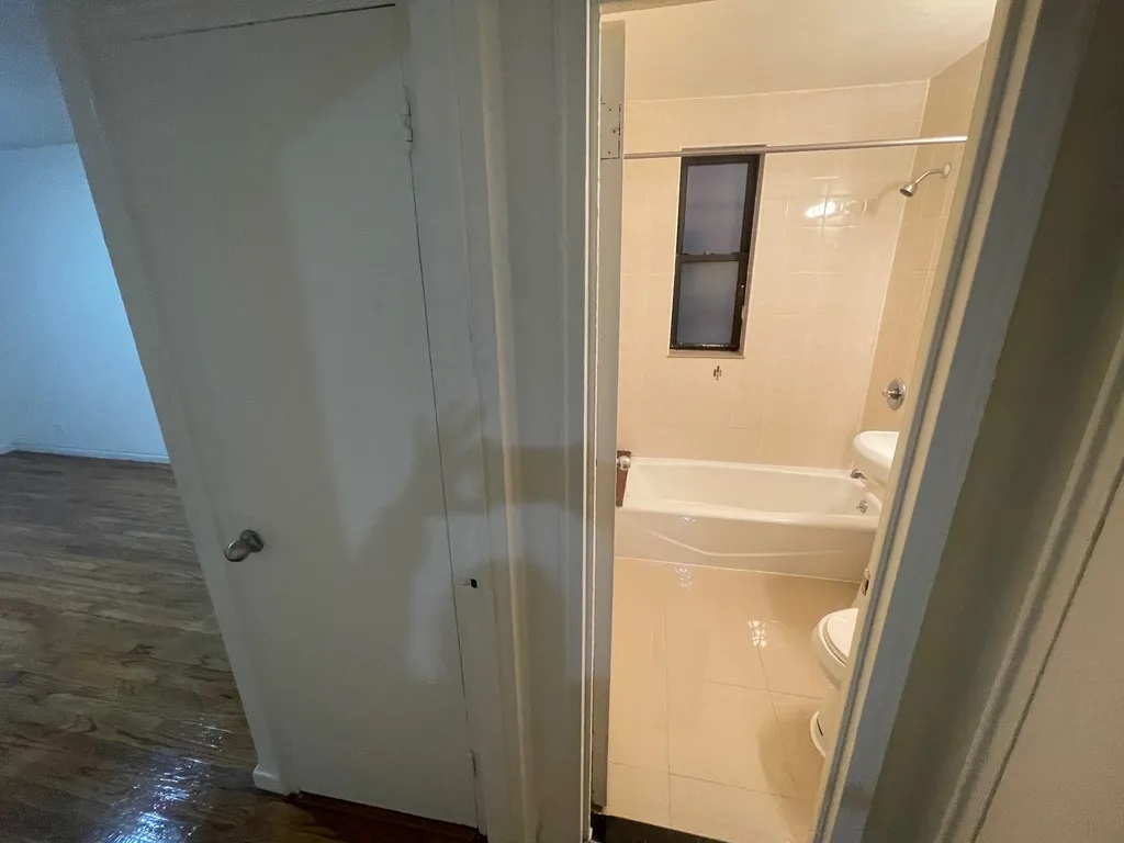 Apartment Wetherole Street Queens, NY 11374, MLS-RD4768-15