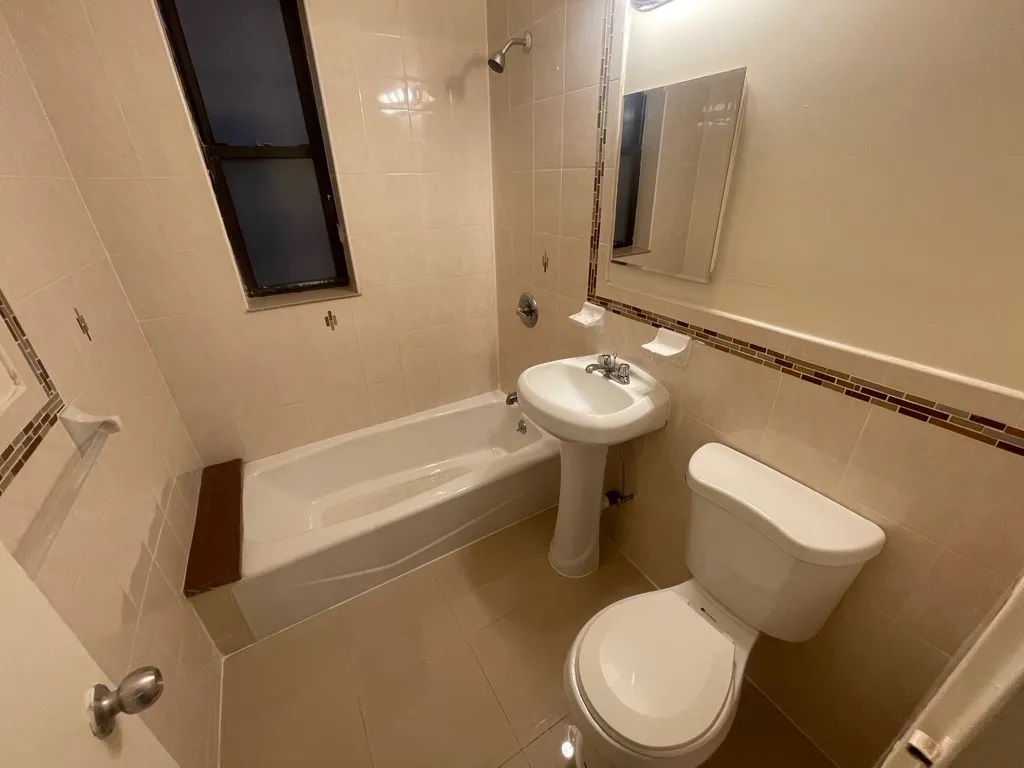 Apartment Wetherole Street Queens, NY 11374, MLS-RD4768-16