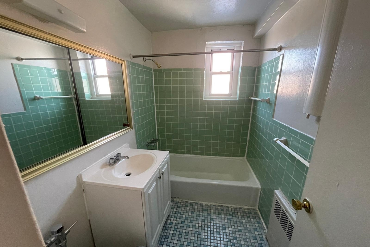 Apartment 38th Avenue  Queens, NY 11354, MLS-RD4819-19